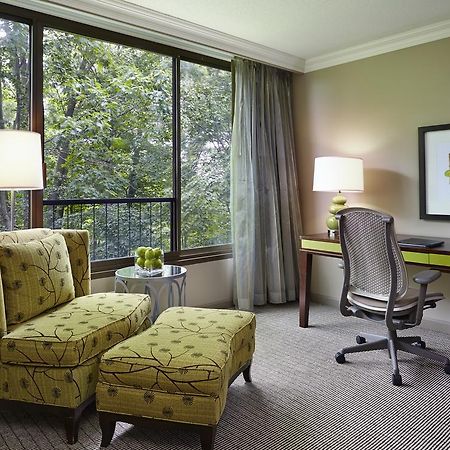 Hilton Westchester Rye Brook Exterior foto