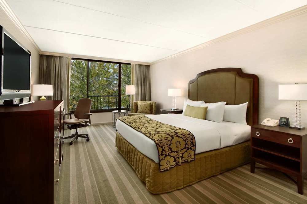 Hilton Westchester Rye Brook Exterior foto