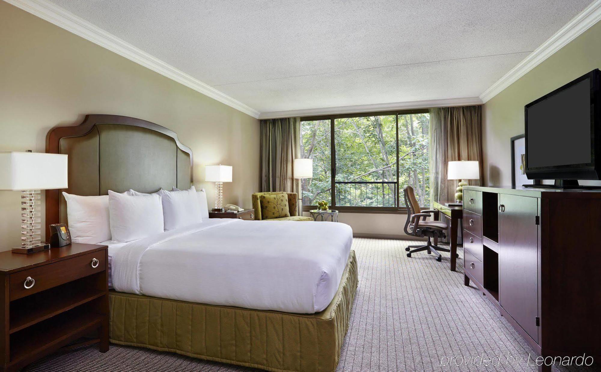 Hilton Westchester Rye Brook Exterior foto