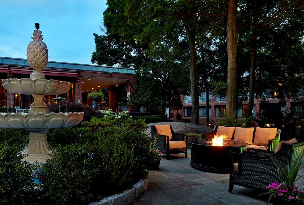 Hilton Westchester Rye Brook Exterior foto
